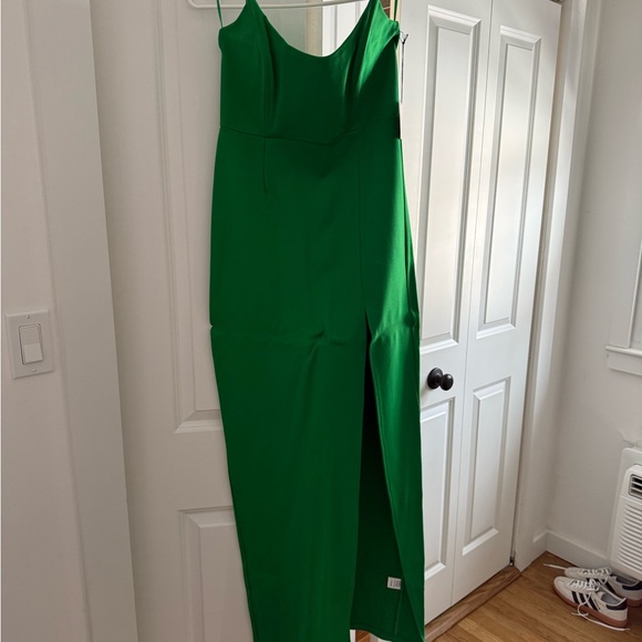 Superdown Revolve Green Dress - Picture 4 of 4